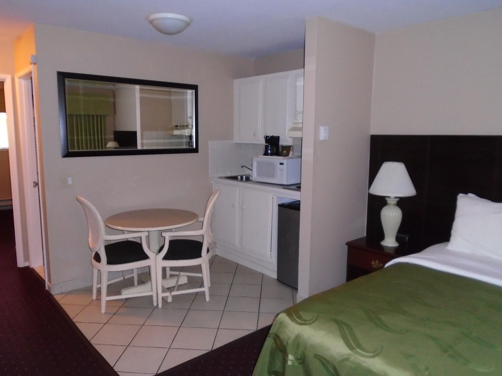Scottish Fairway Inn Монтерей Екстер'єр фото