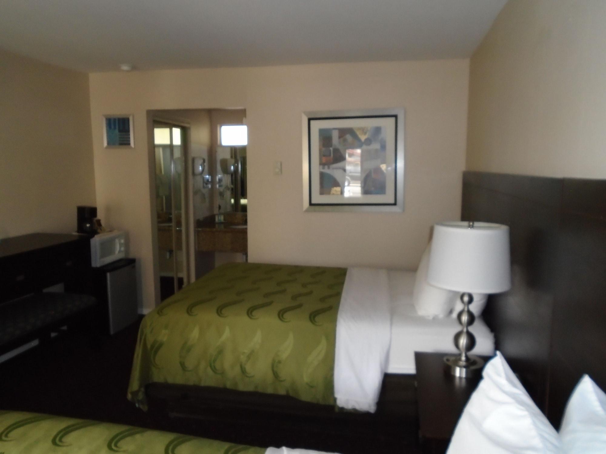 Scottish Fairway Inn Монтерей Екстер'єр фото