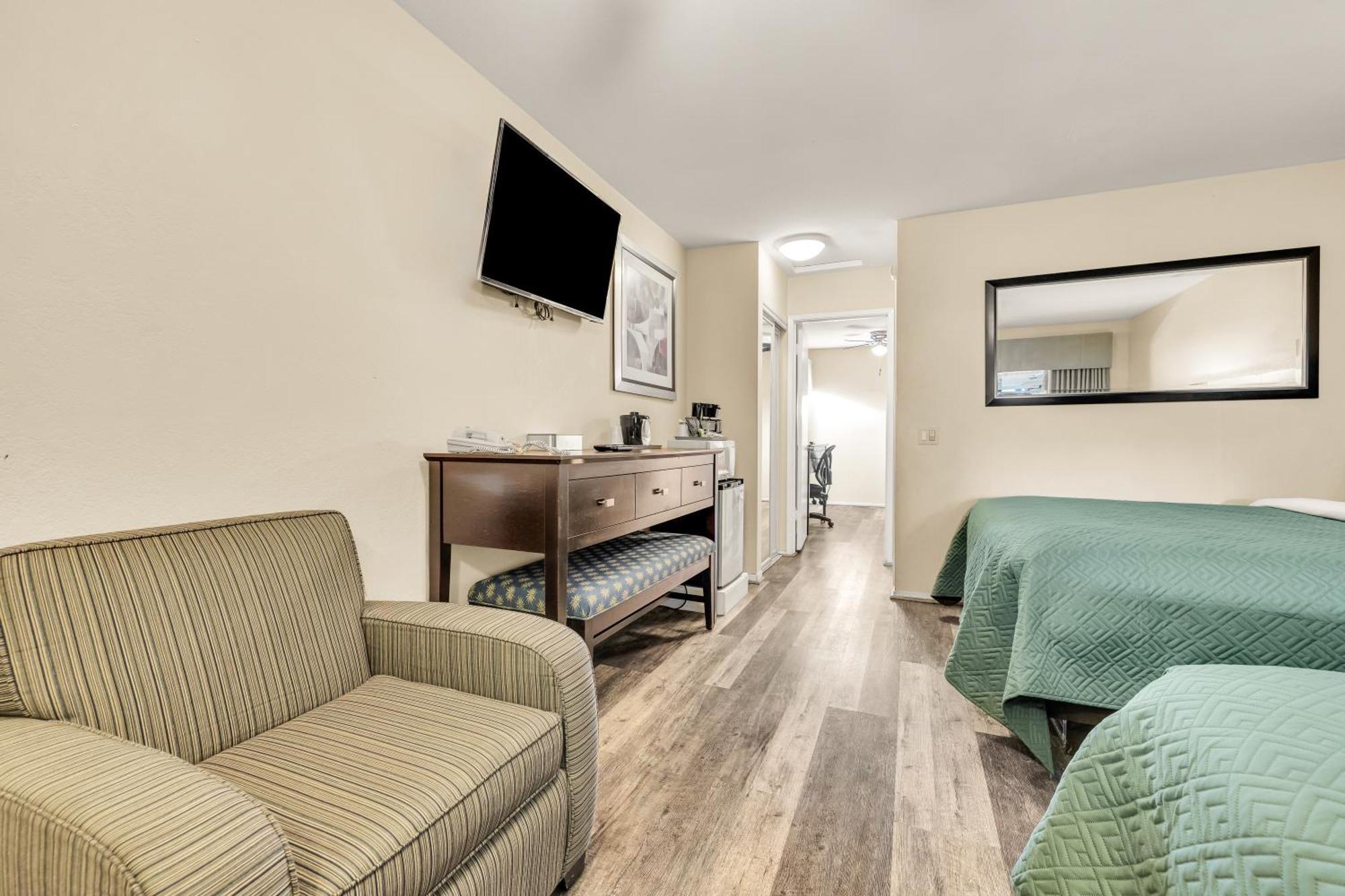 Scottish Fairway Inn Монтерей Екстер'єр фото